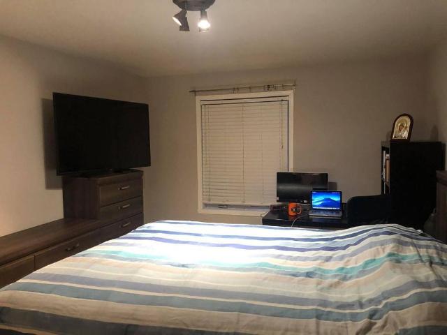 Condo 4 1/2 MEUBLE