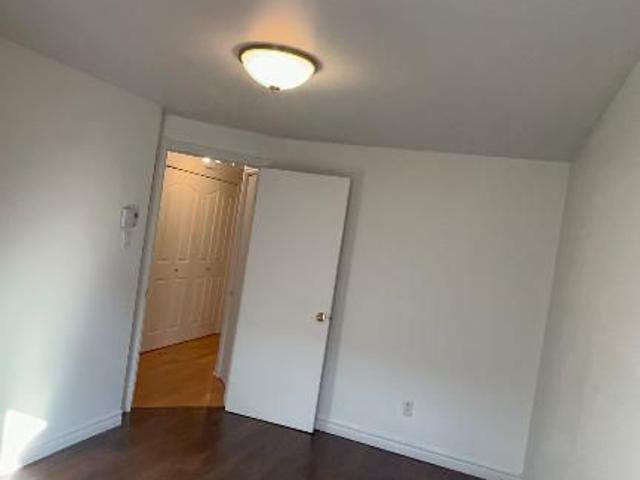 Condo 4 1/2 POINTE AUX TREMBLES