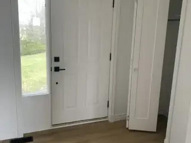 Condo 5 Bedroom For Rent Guelph ON 5400 ES102846586