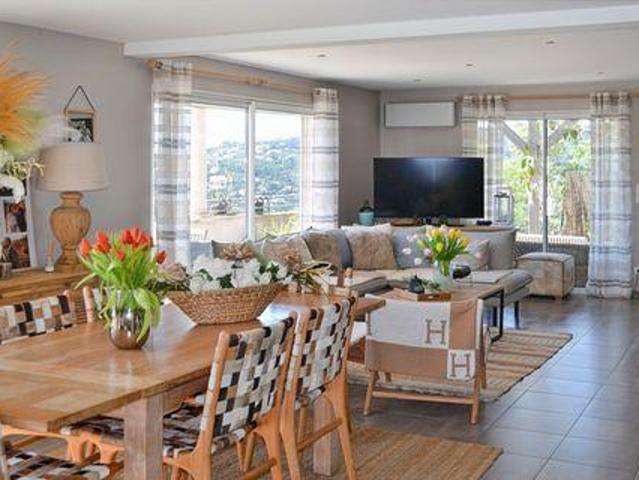 Condo 5 chambres, LES ISSAMBRES Provence Alpes Côte d'Azur 83380 DS87274234