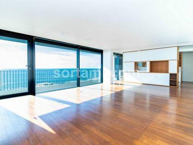 Condo 5 quarto, Vila Nova De Gaia Porto DLS97114445