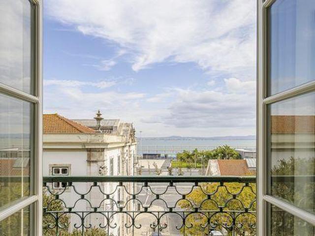 Condo 5 quarto, Lisboa Lisboa 1100 603 DLS99838246
