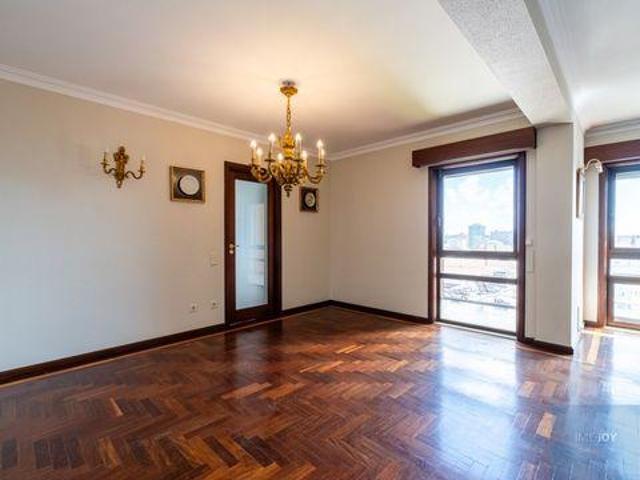 Condo 5 quarto, Matosinhos Porto 4450 237 DLS102311298
