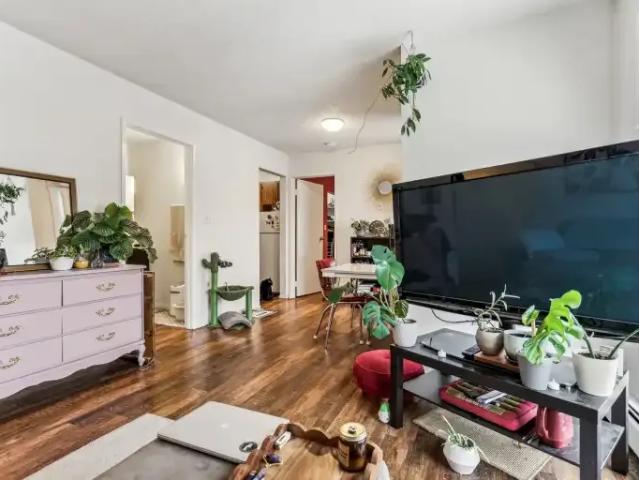 Condo 1 Bedroom For Rent Calgary AB 1195 ES102846195