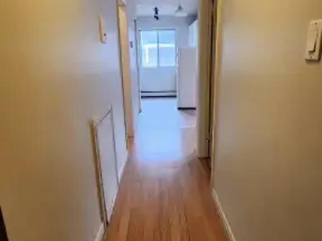 Condo 1 Bedroom For Rent Calgary AB 1200 ES102846828