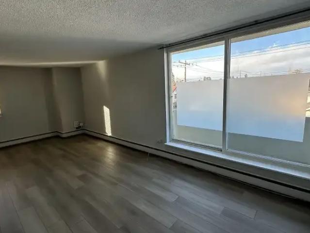 Condo 1 Bedroom For Rent Calgary AB 1300 ES105100537
