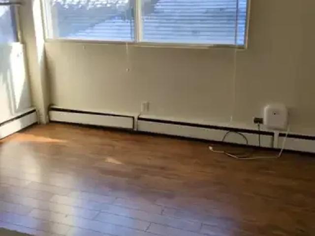 Condo 1 Bedroom For Rent Calgary AB 1300 ES103151443