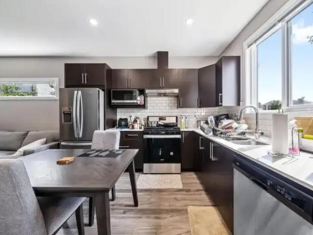 Condo 1 Bedroom For Rent Calgary AB 1325 ES104638285