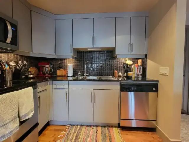 Condo 1 Bedroom For Rent Calgary AB 1425 ES104910245