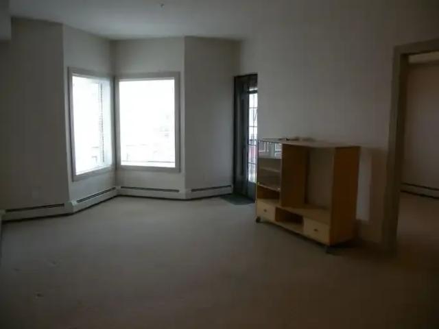 Condo 1 Bedroom For Rent Calgary AB 1475 ES103840212