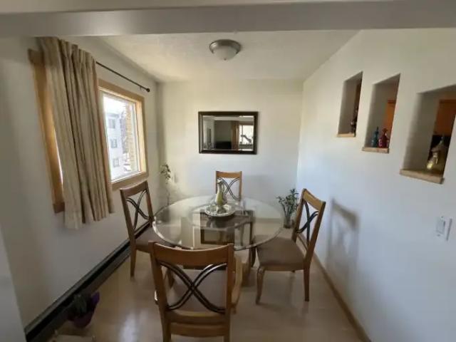 Condo 1 Bedroom For Rent Calgary AB 1550 ES99262898