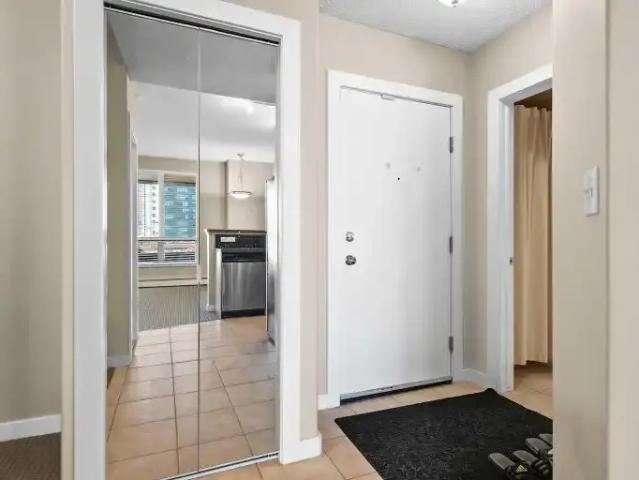 Condo 1 Bedroom For Rent Calgary AB 1785 ELS102434031