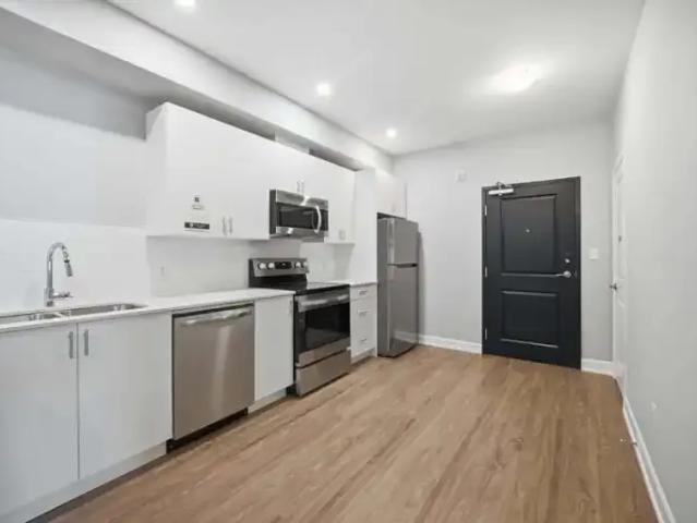Condo 1 Bedroom For Rent Gloucester ON 1895 ELS103091552