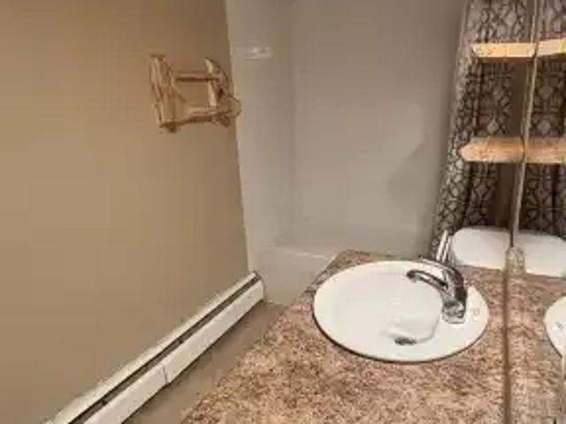 Condo 1 Bedroom For Rent Edmonton AB 1150 ES105004673