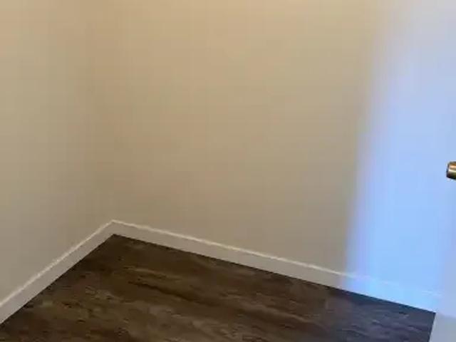Condo 1 Bedroom For Rent Edmonton AB 1100 ELS101441502