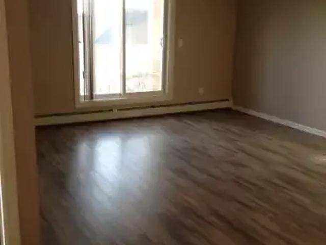 Condo 1 Bedroom For Rent Edmonton AB 1500 ELS101639059