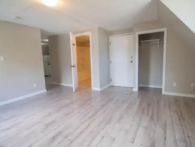 Condo 1 Bedroom For Rent St. Catharines ON 1295 ELS102846425
