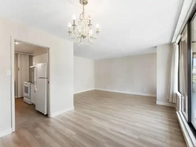 Condo 1 Bedroom For Rent West Vancouver BC 2500 ES103060447