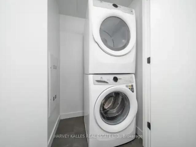Condo 1 Bedroom For Rent Toronto ON 2200 ES103920490