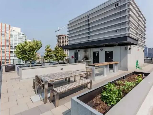Condo 1 Bedroom For Rent Vancouver BC 2200 ES100488514