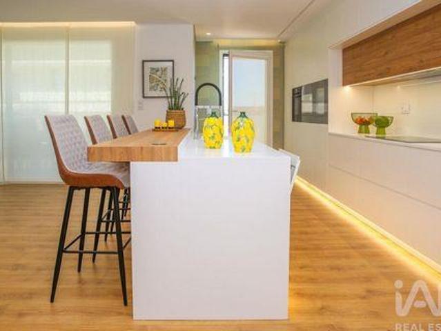 Condo 1 quarto, Vila Franca De Xira Lisboa DLS92028176