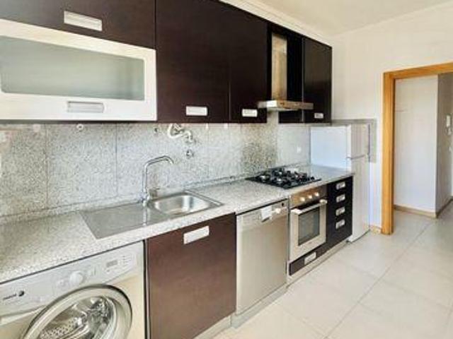 Condo 1 quarto, Almada Setubal DS102341797