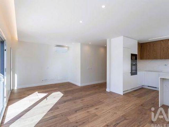 Condo 1 quarto, Cascais Lisboa DLS98150391