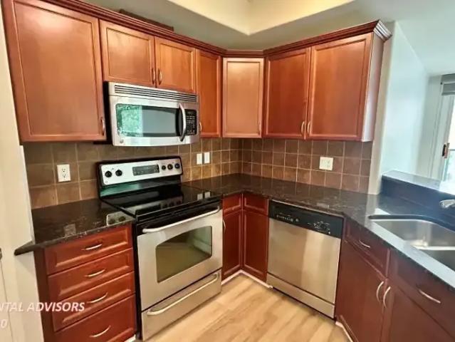 Condo 1.5 Bedroom For Rent Edmonton AB 1600 ES104638625