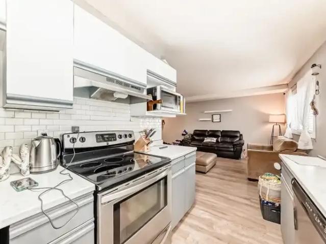 Condo 2 Bedroom For Rent Calgary AB 1400 ES103338254