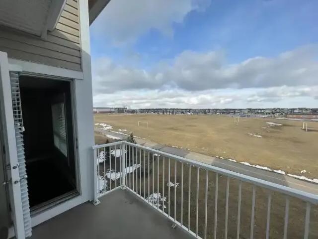Condo 2 Bedroom For Rent Calgary AB 1525 ES104563556