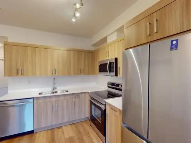 Condo 2 Bedroom For Rent Calgary AB 1595 ES105047926