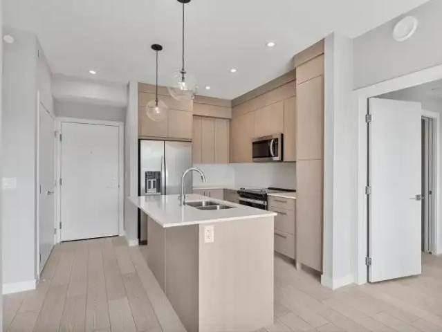 Condo 2 Bedroom For Rent Calgary AB 1650 ES104224457