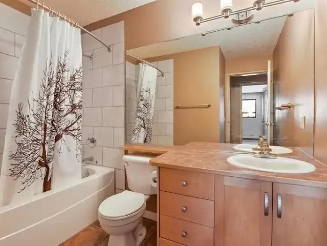 Condo 2 Bedroom For Rent Calgary AB 1700 ES104362678