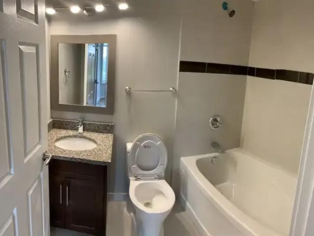 Condo 2 Bedroom For Rent Calgary AB 1800 ELS100759105