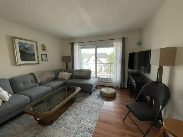 Condo 2 Bedroom For Rent Calgary AB 1800 ES104598207