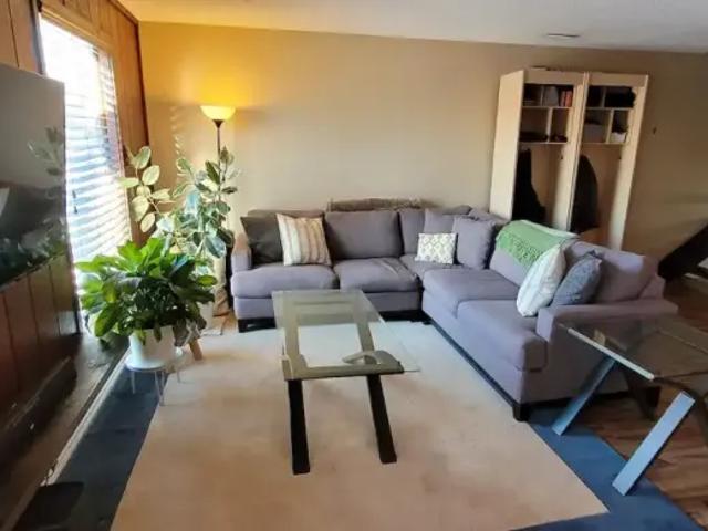 Condo 2 Bedroom For Rent Calgary AB 1850 ES103322075
