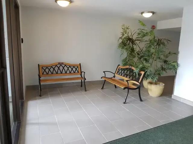 Condo 2 Bedroom For Rent Calgary AB 1895 ES105135515