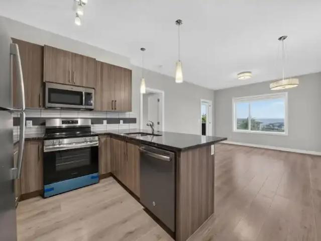 Condo 2 Bedroom For Rent Calgary AB 1895 ES103594364