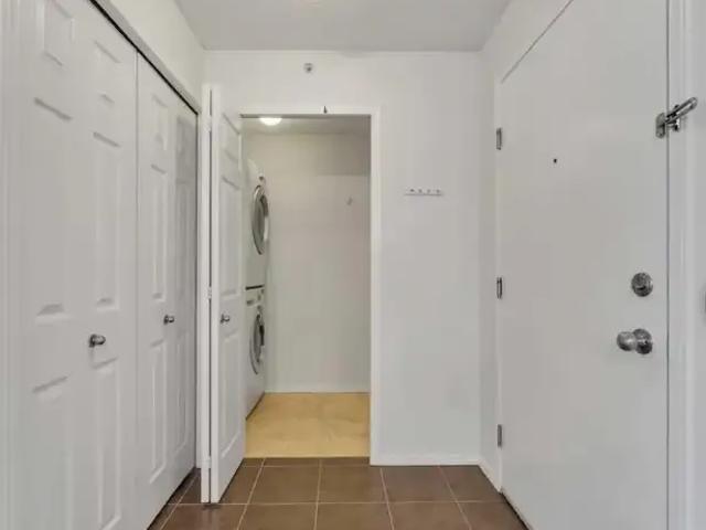 Condo 2 Bedroom For Rent Calgary AB 1900 ES102715206