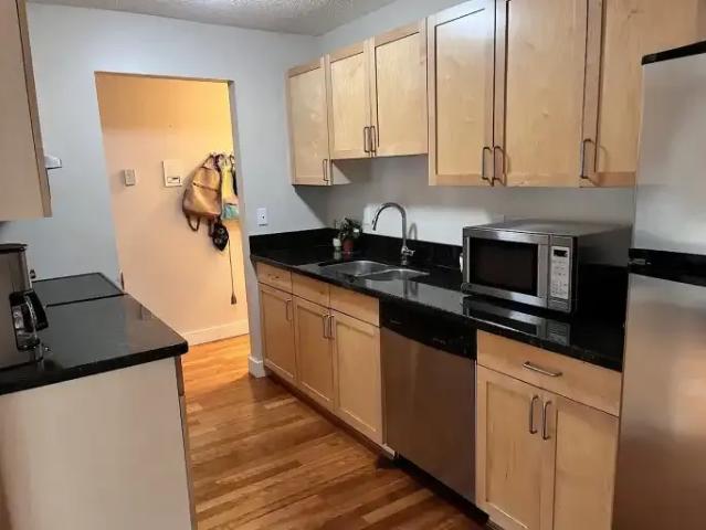 Condo 2 Bedroom For Rent Calgary AB 1975 ES104181069