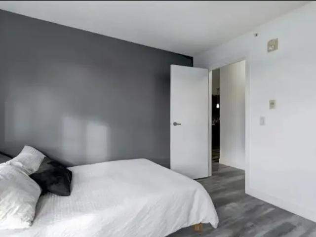 Condo 2 Bedroom For Rent Calgary AB 2100 ES103739733
