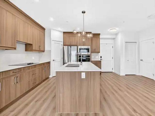 Condo 2 Bedroom For Rent Calgary AB 2300 ES105023334