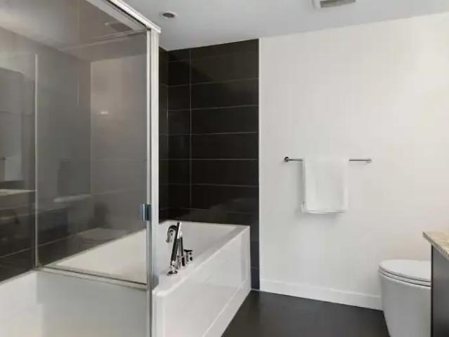 Condo 2 Bedroom For Rent Calgary AB 2350 ES104782687