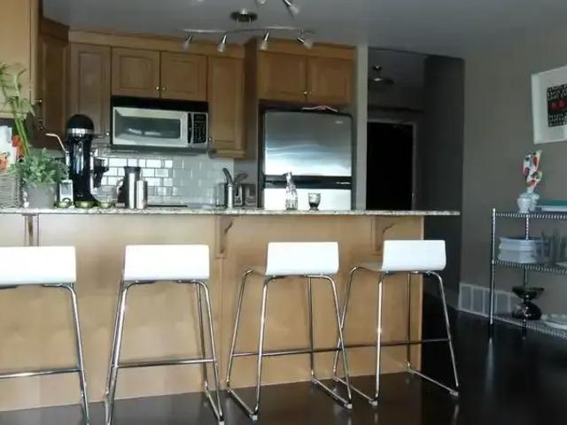 Condo 2 Bedroom For Rent Calgary AB 2350 ES103574545