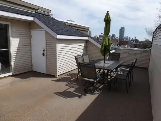 Condo 2 Bedroom For Rent Calgary AB 2400 ELS102052391