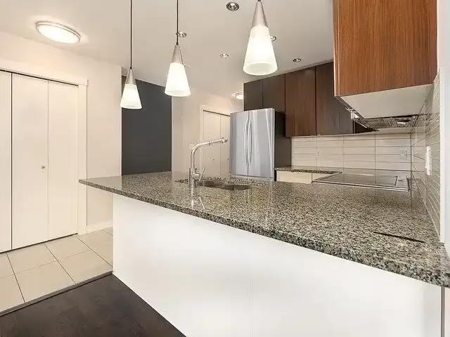 Condo 2 Bedroom For Rent Calgary AB 2400 ES103355229
