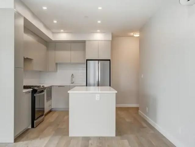 Condo 2 Bedroom For Rent Calgary AB 2895 ES102846185