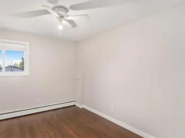 Condo 2 Bedroom For Rent Airdrie AB 1525 ES104957573