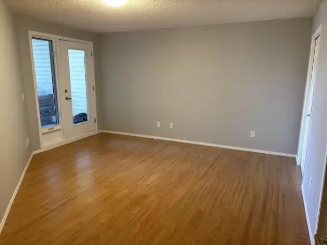 Condo 2 Bedroom For Rent Airdrie AB 1600 ES104972351