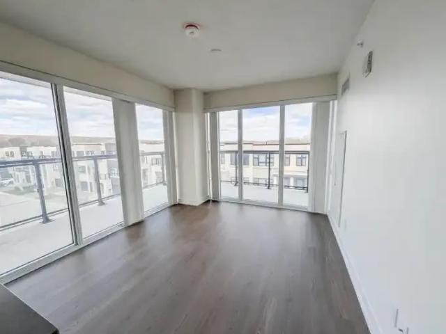 Condo 2 Bedroom For Rent Burlington ON 2395 ELS102846444